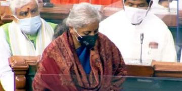 2022-23 സാമ്പത്തിക വര്‍ഷത്തില്‍ 8.5 ശതമാനം വളര്‍ച്ച ; സാമ്പത്തിക സര്‍വേ റിപ്പോര്‍ട്ട് സഭയില്‍ വെച്ച് ധനമന്ത്രി