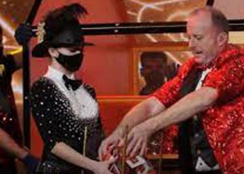 മലപ്പുറം സ്വദേശിക്ക് 50 കോടി രൂപ സമ്മാനം ; ബിഗ് ടിക്കറ്റ് പുതുവർഷ ബമ്പർ മുഴുവനും ഇന്ത്യക്കാർക്ക്