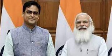 കേന്ദ്രമന്ത്രി ബിജെപി വാട്‌സാപ്പ് ഗ്രൂപ്പുകള്‍ വിട്ടതെന്തിന്? പാര്‍ട്ടിക്ക് കടുത്ത തലവേദന