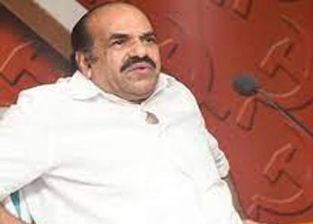 അരലക്ഷം അംഗബലമുള്ള പോലീസ് സേനയിൽ യന്ത്ര മനുഷ്യരല്ല പ്രവർത്തിക്കുന്നത് ; പോലീസിനെ ന്യായികരിച്ച് കോടിയേരി ബാലകൃഷ്ണൻ