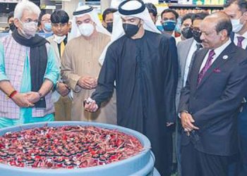 ജമ്മുകശ്മീരിൽ വൻ നിക്ഷേപ പദ്ധതികൾ പ്രഖ്യാപിച്ച് ലുലു ഗ്രൂപ്പ്