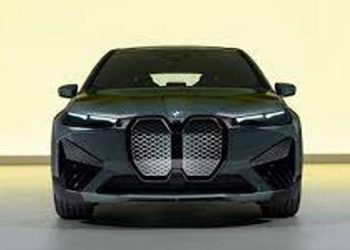 വാഹനത്തിന്റെ നിറം ഇനി ഡ്രൈവറുടെ ഇഷ്ടത്തിന് ; സ്വിച്ചിട്ടാൽ നിറം മാറും കാറൊരുക്കാന്‍ ബി.എം.ഡബ്ല്യു.