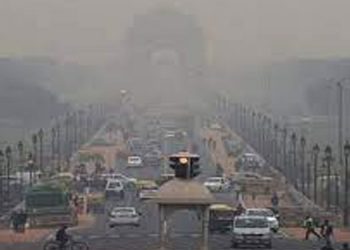 ആശ്വാസമായി മഴ ; ഡൽഹിയിൽ അന്തരീക്ഷ മലിനീകരണത്തിന് നേരിയ കുറവ്