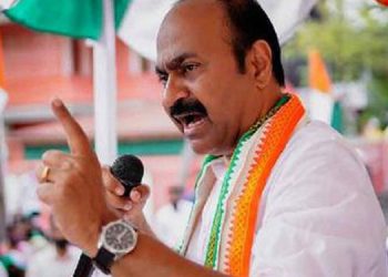 കടലാസ് പുലികള്ക്ക് മുന്നില് യു.ഡി.എഫ് തോൽക്കില്ല : പ്രതിപക്ഷ നേതാവ്