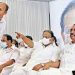 യോഗത്തിനിടെ നേതാക്കള് ഉറങ്ങി ; ശാസന, എഴുന്നേറ്റ് നിര്ത്തി മുഖം കഴുകിപ്പിച്ച് സുധാകരന്