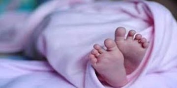 മധുരയിൽ അഞ്ചു ദിവസം പ്രായമുള്ള പെണ്‍കുഞ്ഞിനെ കൊന്നത് മാതാപിതാക്കള്‍ ;  വീട്ടുവളപ്പില്‍ കുഴിച്ചിട്ടു