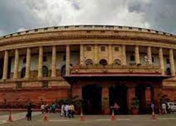 പാർലമെന്റില് 400 ലധികം പേർക്ക് കോവിഡ് ; സുപ്രീം കോടതിയിലെ നാലു ജഡ്ജിമാർക്കും രോഗം