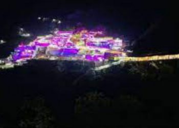 മാതാവൈഷ്ണോദേവി ക്ഷേത്രത്തിൽ അപകടം ; തിക്കിലും തിരക്കിലും 12 മരണം