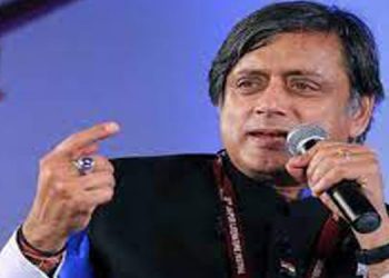 അനോക്രസി – പുതിയ വാക്കുമായി ശശി തരൂര്‍ ; കേന്ദ്ര സര്‍ക്കാരിന് പരിഹാസവും