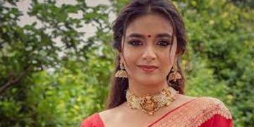 കീർത്തി സുരേഷിന് കോവിഡ് ; വൈറസിന്റെ വ്യാപനത്തെക്കുറിച്ചുള്ള ഭയാനകമായ ഓർമ്മപ്പെടുത്തലെന്ന് നടി