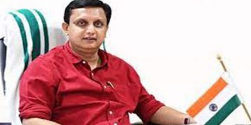 പോലീസിന്റെ സമീപനം ടൂറിസത്തിന് തിരിച്ചടിയാകും ; ഒപ്പംനിന്ന് അള്ളുവെയ്ക്കരുത് : മന്ത്രി റിയാസ്