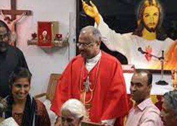 കുറ്റവിമുക്തനാക്കിയ കോടതി വിധിക്ക് പിന്നാലെ പാട്ടുകുര്‍ബാന നടത്തി ബിഷപ്പ് ഫ്രാങ്കോ മുളയ്ക്കല്‍