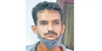 വിദ്യാര്‍ഥിയെ പതിയിരുന്ന് ആക്രമിച്ചു ; കത്തി കൊണ്ട് ശരീരം മുഴുവന്‍ വരഞ്ഞു ; പ്രതി കോടതിയില്‍ കീഴടങ്ങി