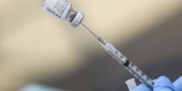 നാസിക്കിൽ 16 വയസുകാരന് അബദ്ധത്തിൽ കോവിഷീൽഡ് വാക്സിൻ നൽകി