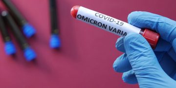 25 പേര്‍ക്ക് കൂടി ഒമിക്രോണ്‍ , ആകെ 305 രോഗികൾ  ;  ആശങ്കയോടെ കേരളവും