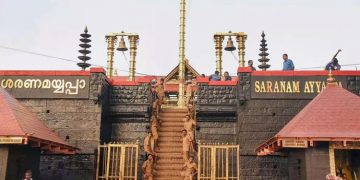 ശബരിമല ഭണ്ഡാരത്തിൽ നിന്നും പണം കവർന്ന ദേവസ്വം ജീവനക്കാരൻ പിടിയിൽ