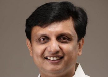 ‘ സില്‍വര്‍ ലൈനെ എതിര്‍ക്കുന്നവര്‍ ഒറ്റപ്പെടും  ;  പിണറായി–കോടിയേരി മാതൃക മികച്ചത് ’