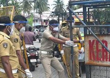കോവിഡ് വ്യാപനം :  ആൾക്കൂട്ടം ഒഴിവാക്കാൻ കേരളവും കടുത്ത നടപടികളിലേക്ക്