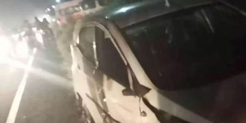 രോഗിയുമായി പോയ ആംബുലൻസും കാറും കൂട്ടിയിടിച്ചു