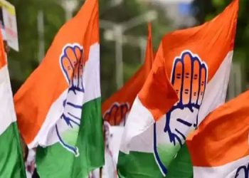 കോൺഗ്രസ് ഓഫിസിനു നേരെ കല്ലേറ്