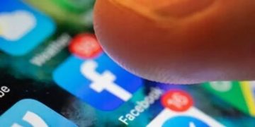 നിങ്ങളുടെ ഫോണിന്റെ വേഗത കൂട്ടണോ ? ആപ്പുകൾ ഇതുപോലെ ക്ലോസ് ചെയ്താൽ മതി