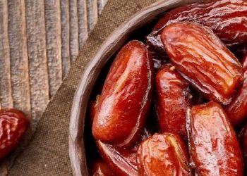 ദിവസവും ഈന്തപ്പഴം കഴിച്ചാലുള്ള ​ആരോ​ഗ്യ​ഗുണങ്ങൾ‌ അറിയൂ..