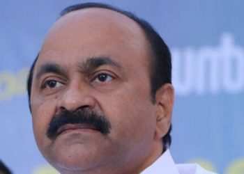 സിൽവർ ലൈൻ പദ്ധതി നിയമസഭയിൽ ചർച്ച ചെയ്യണം ,  പ്രത്യേക യോഗം വിളിക്കണം :  വിഡി സതീശൻ