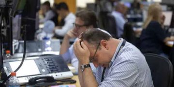 ഓഹരി വിപണിയിലെ തകർച്ച ;  നിക്ഷേപകർക്ക് നഷ്ടമായത് 3.71 ലക്ഷം കോടി