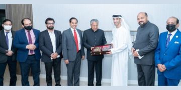 മുഖ്യമന്ത്രി യുഎഇ വിദേശ വ്യാപാര മന്ത്രിയുമായി കൂടിക്കാഴ്ച നടത്തി