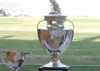 ഗുജറാത്ത് 388 റൺസിന് പുറത്ത് ; നിധീഷിന് 5 വിക്കറ്റ്, ബേസിലിന് നാല്!