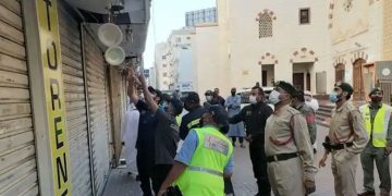 കെട്ടിടത്തിനുള്ളില്‍ കുടുങ്ങിയ പ്രവാസി യുവാവിനെ രക്ഷപ്പെടുത്തി ദുബൈ പോലീസ്