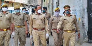 ഹവാല ഇടപാടുകാരനിൽ നിന്ന് പണം തട്ടി ;  മുംബൈയിൽ 3 പോലീസുകാർക്ക് സസ്‌പെൻഷൻ