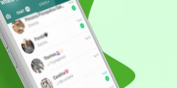 മകളുടെ വാട്സപ്പ് സ്റ്റാറ്റസിനെച്ചൊല്ലി അയൽ കുടുംബവുമായി തല്ല് ;  വീട്ടമ്മയ്ക്ക് ദാരുണാന്ത്യം