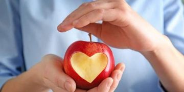 കൊളസ്ട്രോള്‍ കുറയ്ക്കാന്‍ ഡയറ്റില്‍ ഉള്‍പ്പെടുത്താം ഈ ഏഴ് ഭക്ഷണങ്ങള്‍