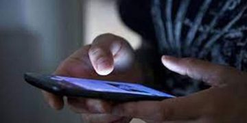 കാമുകിയുമായുള്ള സ്വകാര്യനിമിഷങ്ങള്‍ പോണ്‍ സൈറ്റില്‍ ; പരാതിയുമായി യുവാവ്