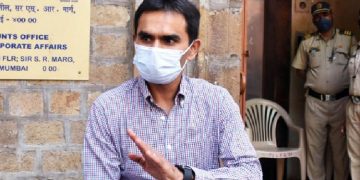 എൻസിബി മുൻ ഡയറക്ടർ സമീർ വാംഖഡെയുടെ ബാർ ലൈസൻസ് റദ്ദാക്കി