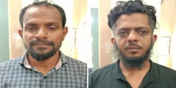 ഹിജാബ് നിരോധനം ; വിദ്യാർത്ഥി പ്രതിഷേധത്തിനടുത്ത് മാരകായുധങ്ങളുമായി രണ്ട് പേർ പിടിയിൽ