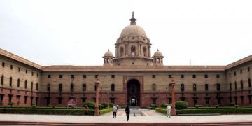 യുക്രൈന്‍ സാഹചര്യം നിരീക്ഷിക്കുകയാണെന്ന് ഇന്ത്യന്‍ വിദേശകാര്യമന്ത്രാലയം