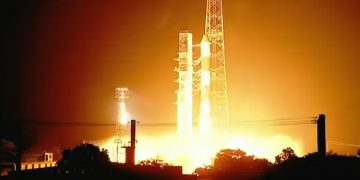 പിഎസ്എൽവി സി 52 വിക്ഷേപണം വിജയം ; മൂന്ന് ഉപഗ്രഹങ്ങളും ഭ്രമണപഥത്തിൽ