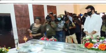 പ്രിയനടിക്ക് അന്ത്യാഞ്ജലിയർപ്പിച്ച് മമ്മൂട്ടി