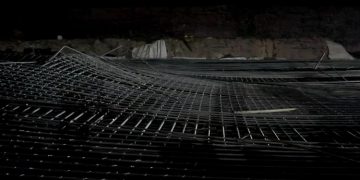 പൂനെയില്‍ നിര്‍മാണത്തിലിരുന്ന കെട്ടിടം തകര്‍ന്ന് ആറ് മരണം ; നിരവധി പേര്‍ക്ക് പരുക്ക്