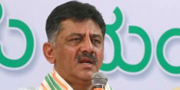 ഗാന്ധി കുടുംബമില്ലാതെ കോൺഗ്രസിന് അതിജീവനം അസാധ്യം –  ഡി.കെ ശിവകുമാർ