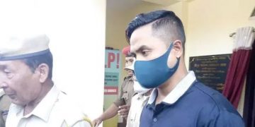 നാലുമാസം ഗർഭിണിയായ ഭാര്യയെ കൊലപ്പെടുത്തിയ പോലീസുകാരൻ അറസ്റ്റിൽ