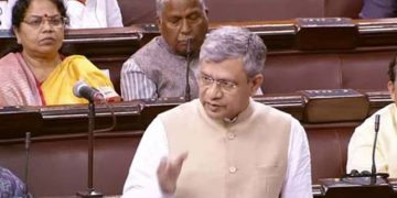 ‘ സില്‍വര്‍ലൈന്‍ സങ്കീര്‍ണപദ്ധതി , തിടുക്കം കാട്ടരുത് ;  കേരളത്തിന്റെ കണക്ക് ശരിയല്ല’