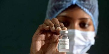 വിദേശയാത്ര ചെയ്യുന്ന ഇന്ത്യക്കാർക്ക് ബൂസ്റ്റർ ഡോസ്  ; ചർച്ചകൾ പുരോഗമിക്കുന്നു