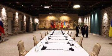 റഷ്യ-യുക്രെയ്ൻ സമാധാന ചർച്ച തുർക്കിയിൽ ആരംഭിച്ചു