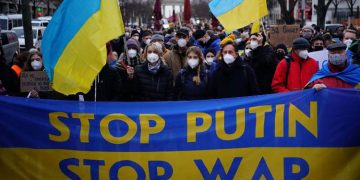 യുക്രൈനില്‍ വെടിയേറ്റ ഇന്ത്യന്‍ വിദ്യാര്‍ത്ഥിയെ ആശുപത്രിയില്‍ പ്രവേശിപ്പിച്ചു