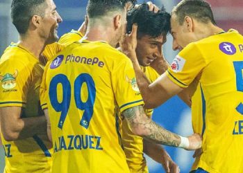 മുംബൈക്കും ബ്ലാസ്റ്റേഴ്സിനും ജയം അനിവാര്യം ; ഐഎസ്എലിൽ ഇന്ന് ആവേശപ്പോര്