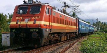 ട്രെയിനുകളില്‍ യാത്രാസൗജന്യം ഒഴികെ ബാക്കിയെല്ലാം ഇനി പഴയപടി