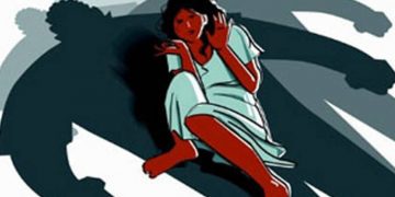 പ്രായപൂര്‍ത്തിയാകാത്ത പെണ്‍കുട്ടിയെ പൂട്ടിയിട്ട് കൂട്ടബലാത്സംഗത്തിനിരയാക്കി ; സ്ത്രീകളുള്‍പ്പടെ 6 പേര്‍ അറസ്റ്റില്‍